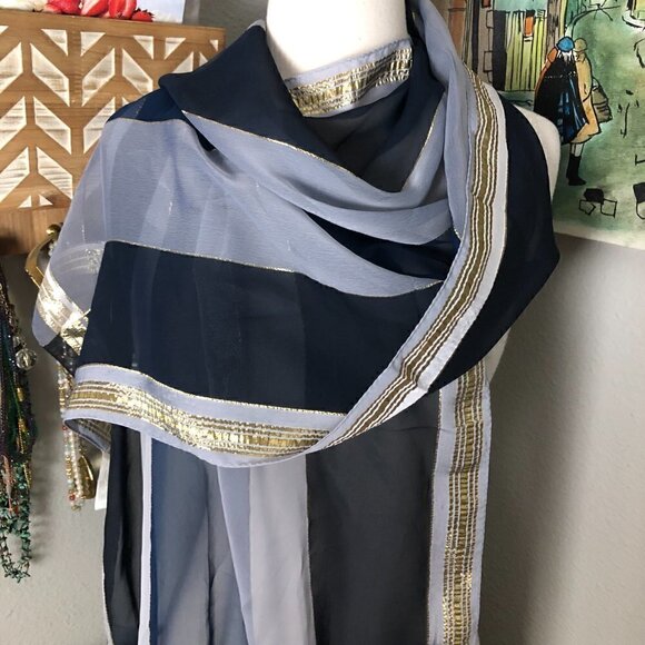 Vintage LIZ CLAIBORNE Metallic Striped Wrap Scarf - Picture 6 of 7